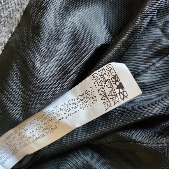 Zara XS blazer jacket, long, exaggerated shoulder, 100% wool - Picture 9 of 9